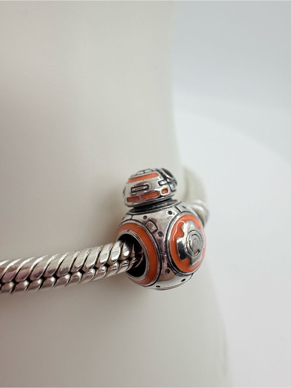 Pandora Star Wars BB-8 Charm Bead - Picture 3 of 8